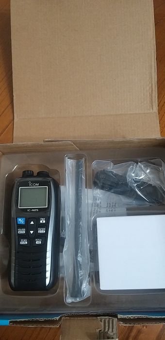 Rádio ICON IC - M25