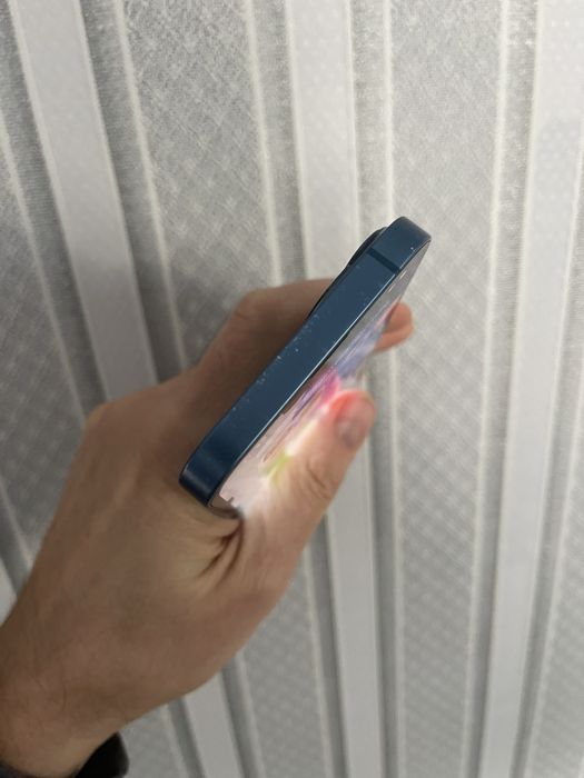 Apple iPhone 13 256 gb. Неверлок, акб 100%