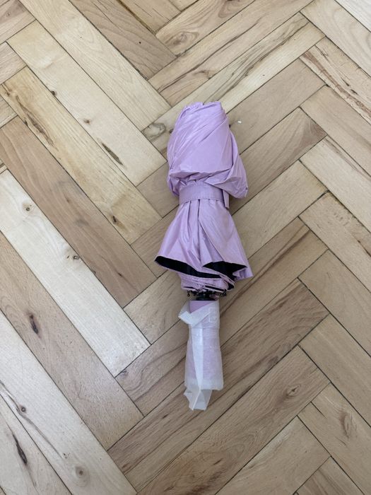 Нова парасолька красива