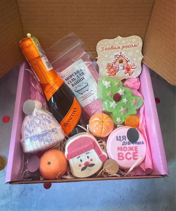 Акція розпродаж в наявності бомбочки подарунковий набір