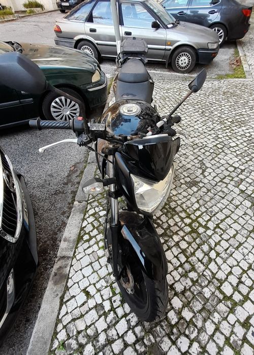 Moto Sym Wolf 125 Avariada