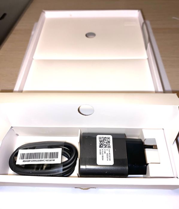 Tablet Lenovo tab M10 FHD PLUS- COMO NOVO