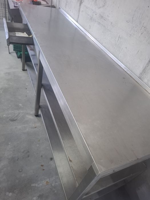 Balcão em inox com gaveta