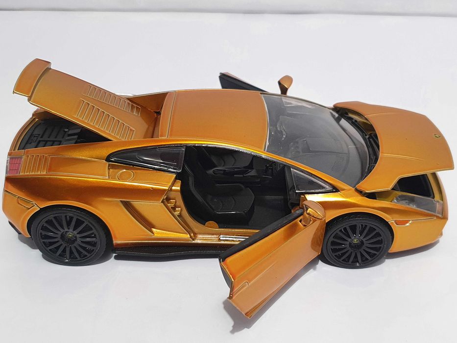 Auto metalowe skala 1/24 LAMBORGHINI GALLARDO Fast & Furious Złote