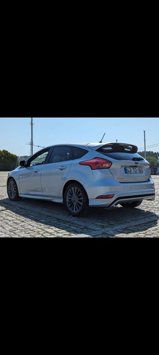 Ford Focus 1.0 St-line 125cv