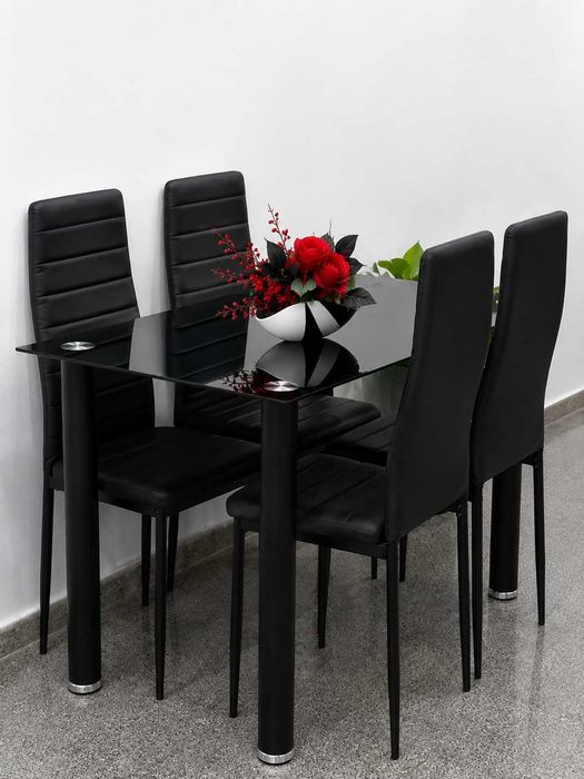 Mesa moderna com cadeiras - Nova - Entrega gratuita ao domicílio