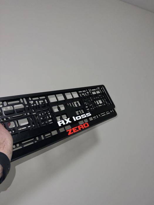 Номерні рамки з Індивідулаьним надписом