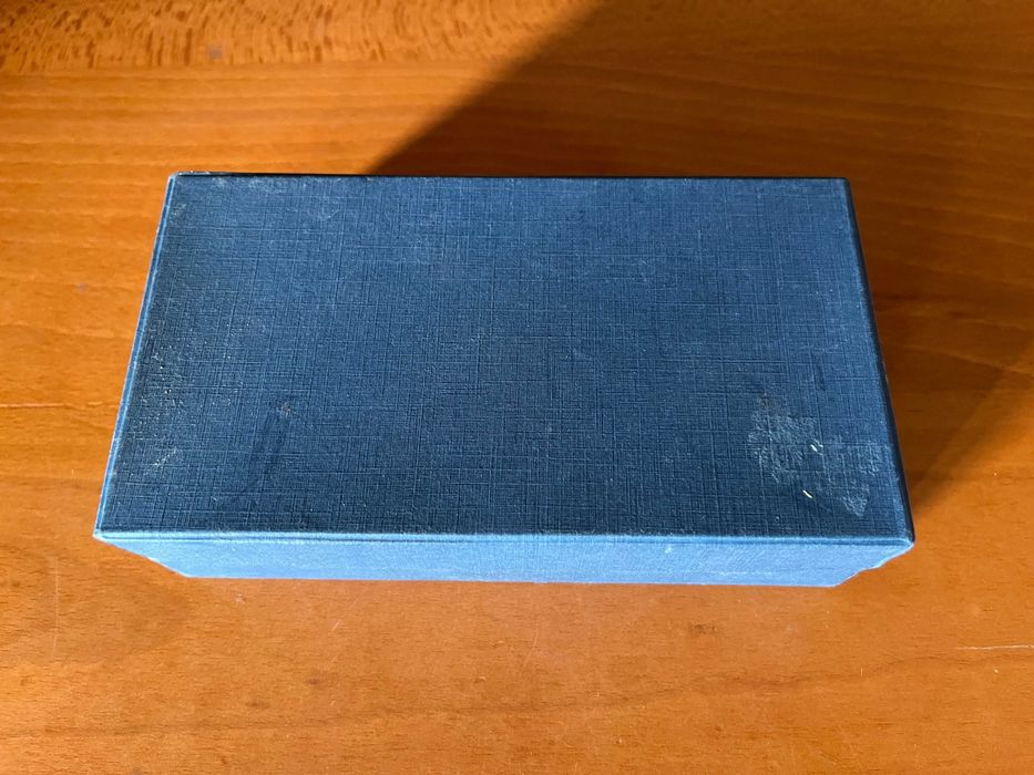 Dois conjuntos novos de escrita e desenho