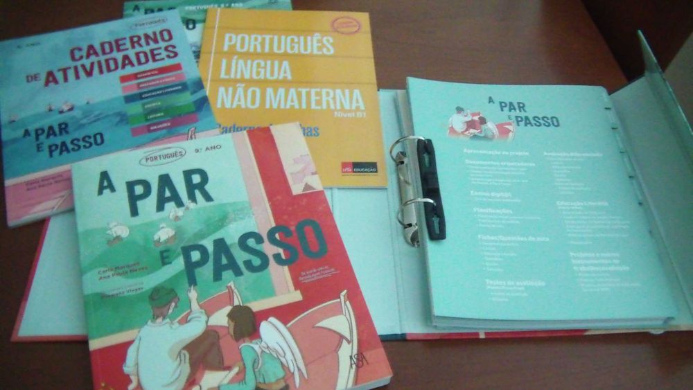 Conjunto completo do professor A par e passo 9 - Português 9.º ano,ASA