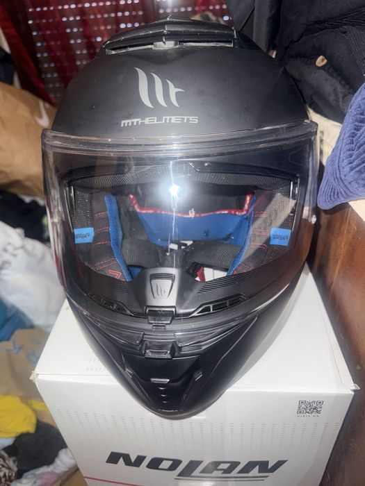 Capacete MT modular preto mate