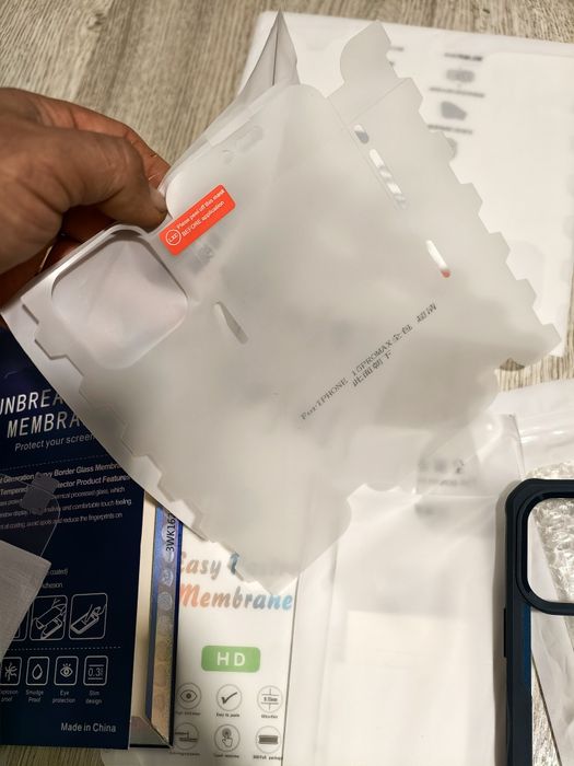 iPhone 15 Pro Max Cases and Screen Protectors64284272218883124