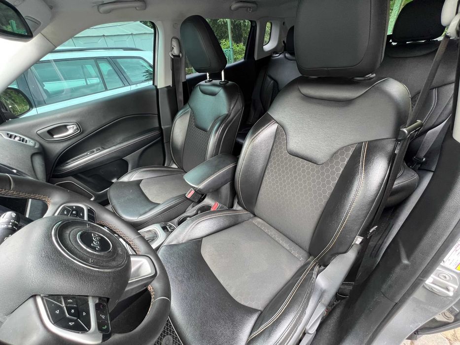 Jeep Compass Latitude 2020 Gray 2.4L
