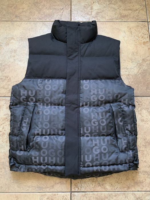 Жилетка Hugo Boss. S