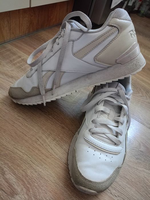Świetne buty sportowe Reebok, adidasy