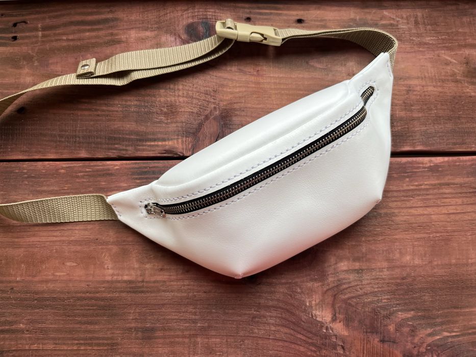 Шкіряні сумки ручної роботи.