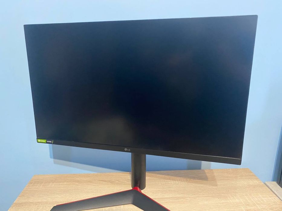 Monitor LG.