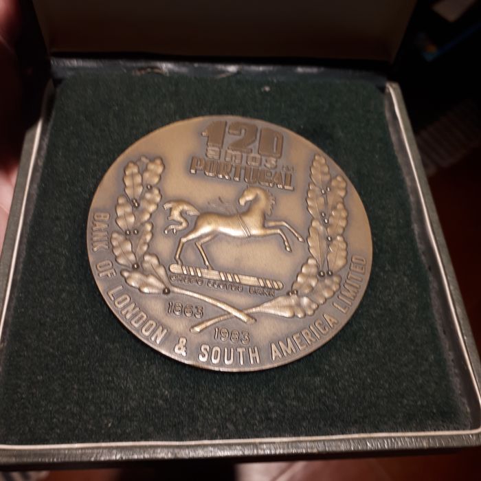 Commemorative Medal: 120 Years of Lloyds Bank
