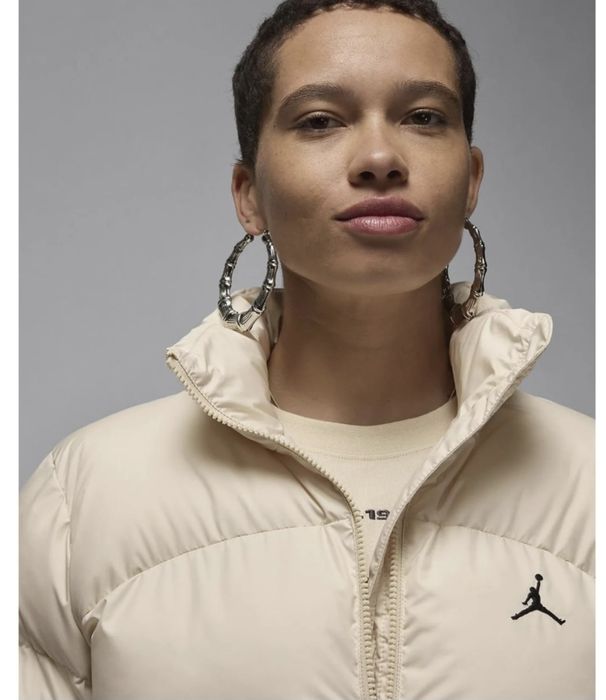 Пуховик жіночий Air Jordan Puffer розмір Л