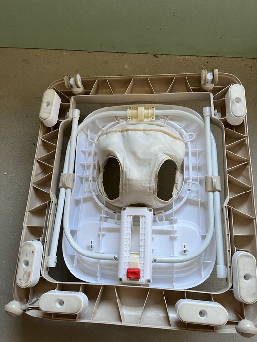 Sprzedam chodzik dzieciecy