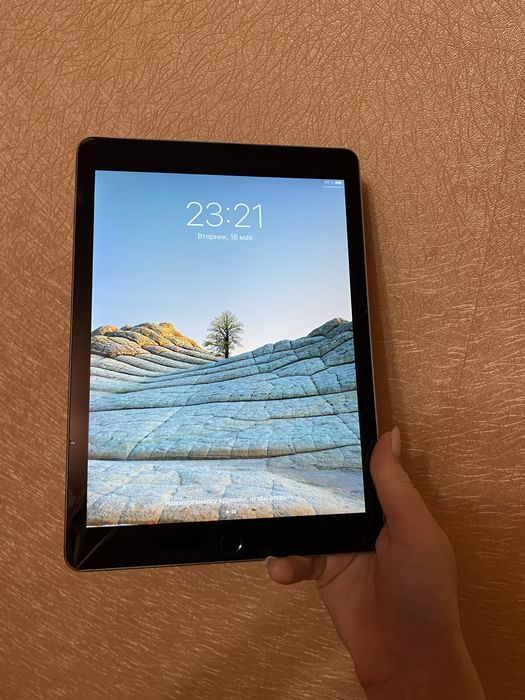 Продам Ipad Air 2 16gb