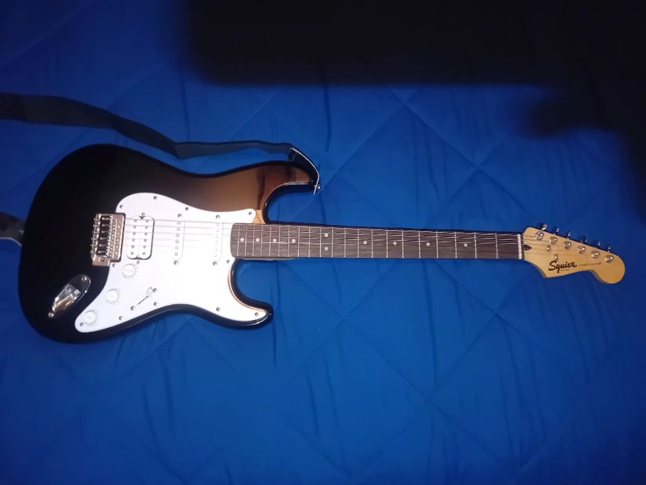 Guitarra Fender Stratocaster