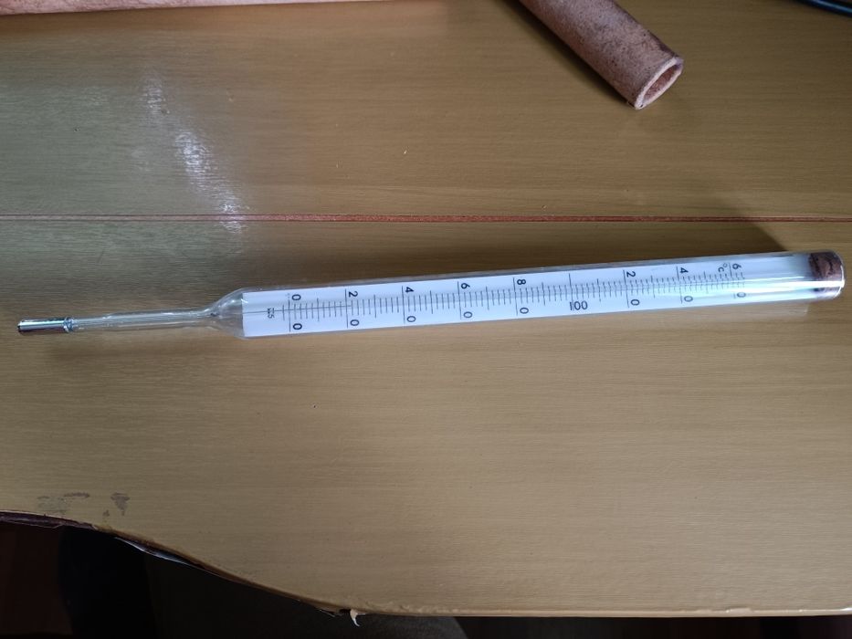 Термометр ртутний, лабораторний