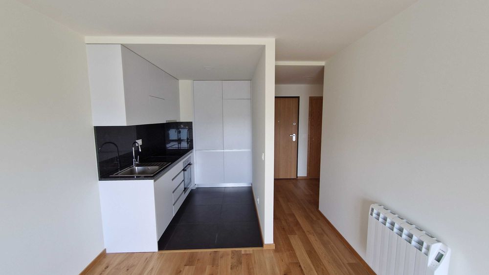 Apartamento T1 com lugar de garagem no Asprela Urban - Zona do Hospital de S. João, Porto