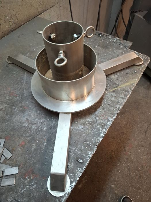 Stojak pod choinkę nierdzewny