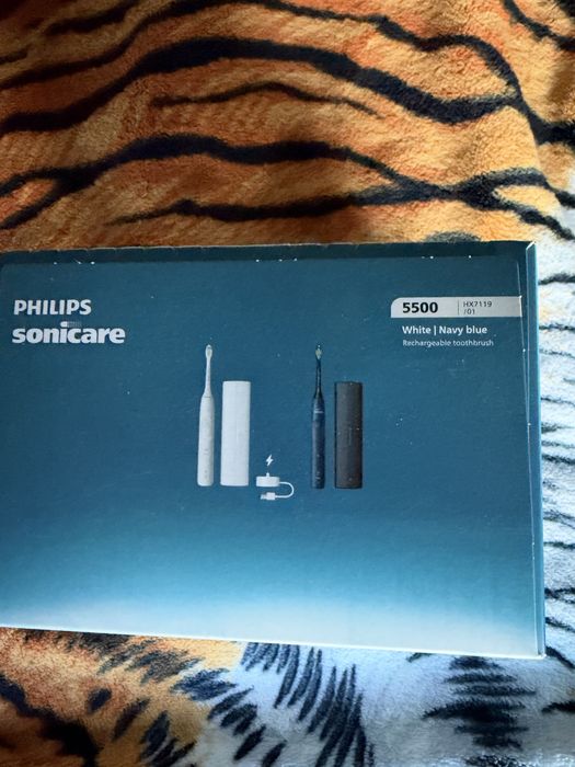 Szczoteczka elektryczna PHILIPS Sonicare 5500 HX7119/01