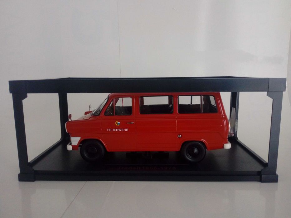 Miniatura da FORD TRANSIT MK1 VAN FIRE KK-SCALE - Escala 1.18