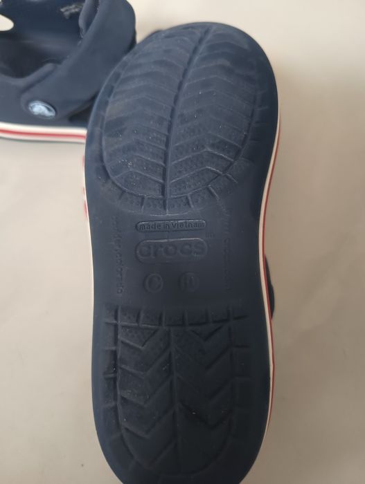Sprzedam crocsy C10