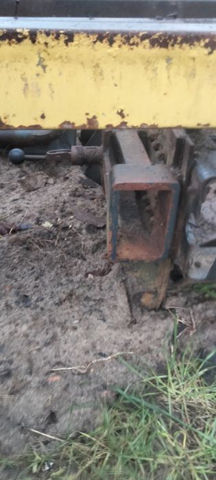 Sprzedam podstawę -konsole pod HDS