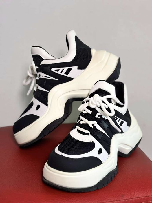 Женские кроссовки, размер 38, Новые