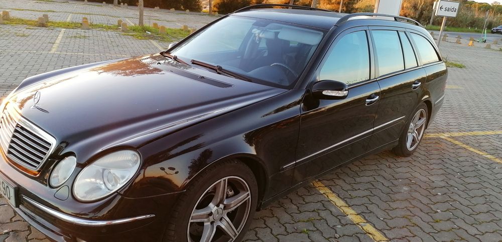 Mercedes E320 V6