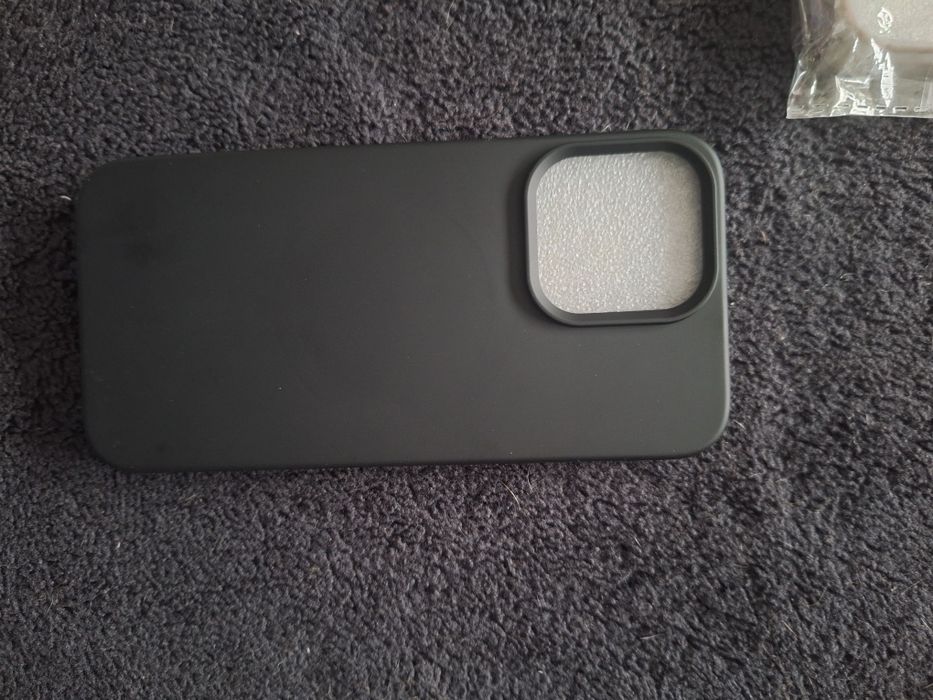 Etui na telefon iphone 13 Pro