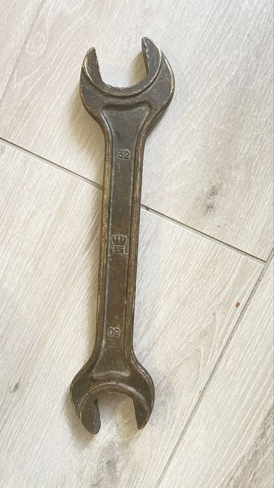 Ключ ріжковий іскробезпечний рожковий ключ искробезопасный 32 на 30