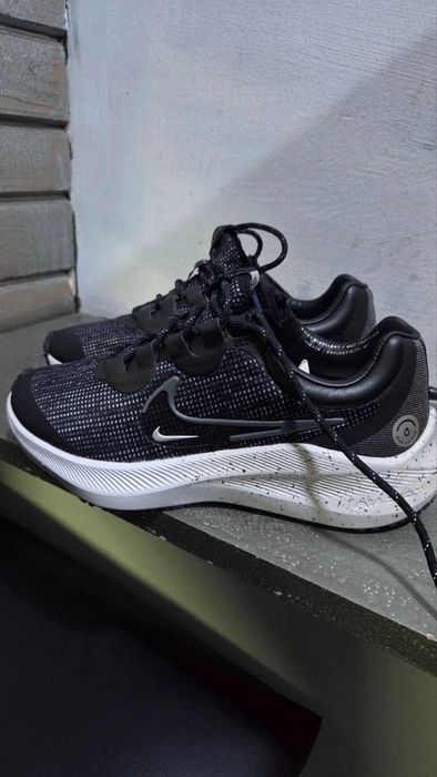 Кросівки Nike Zoom Winflo 8