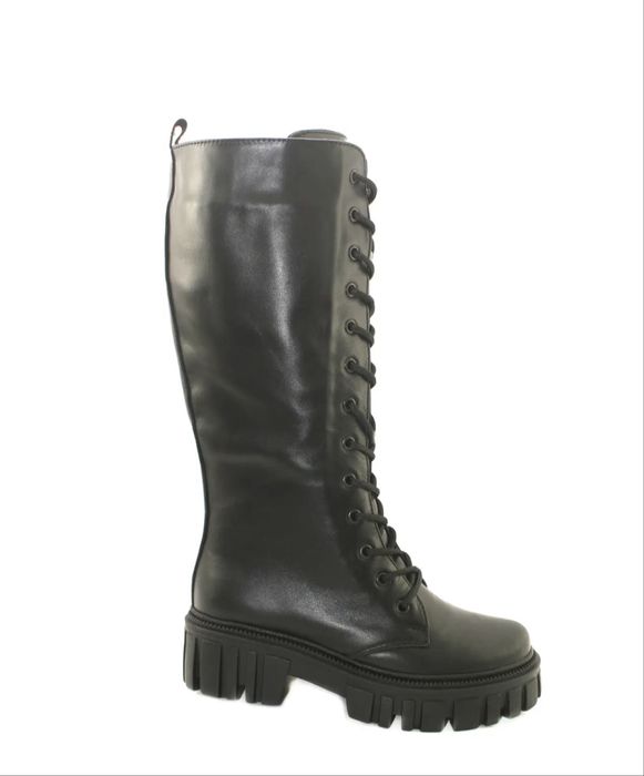 Зимние высокие ботинки берцы на шнуровке