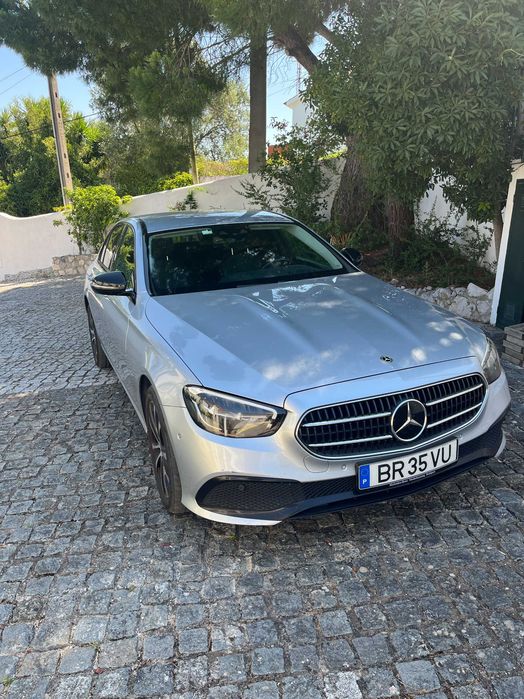 Mercedes‑Benz E300de Avantgarde 2022 · IVA Dedutível · Garantia Mercedes 2027 · Pack Night · HUD · Bancos Elétricos