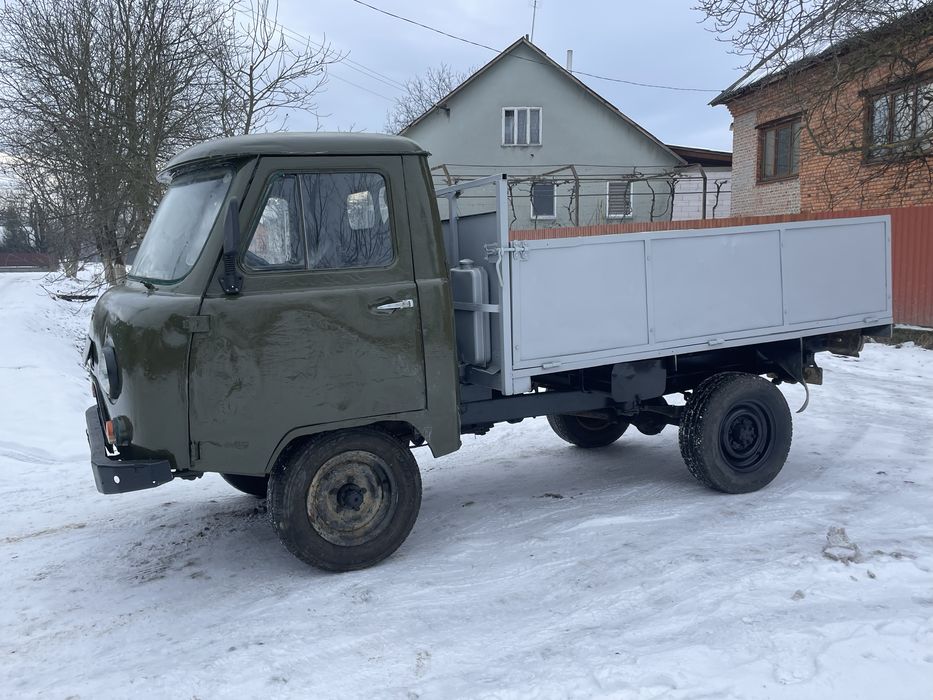 Продам уаз бортовий