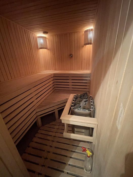 Багатофункціональний комплекс 1094 м² у Шевченківському районі