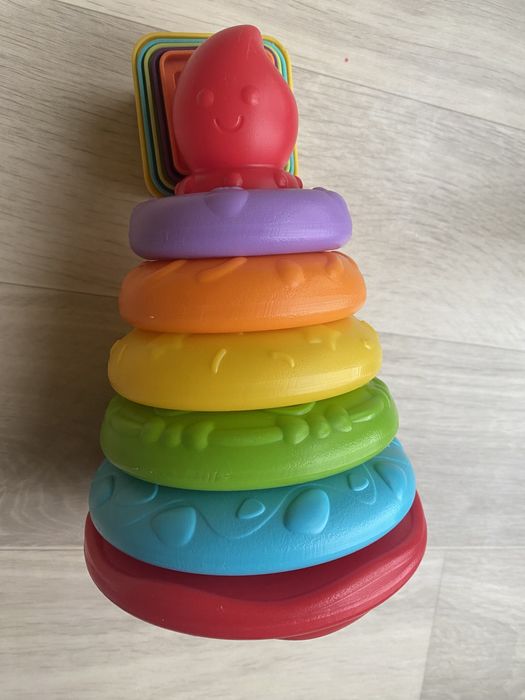 Brinquedo didático bebé pirâmide, formas e torre chocalho girafa