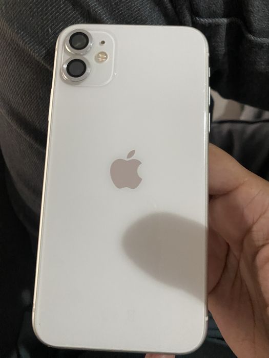 Iphone 11 128gb bem estimado