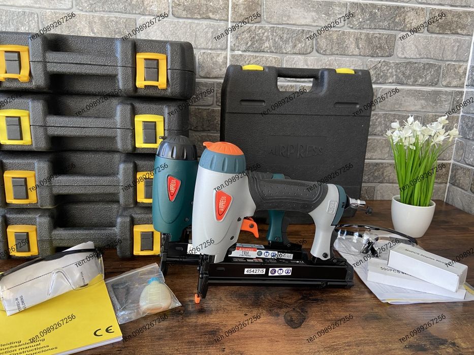 Пневмостеплер,стереот,Степлер пневматический(скоби) Голландія AIRPRESS