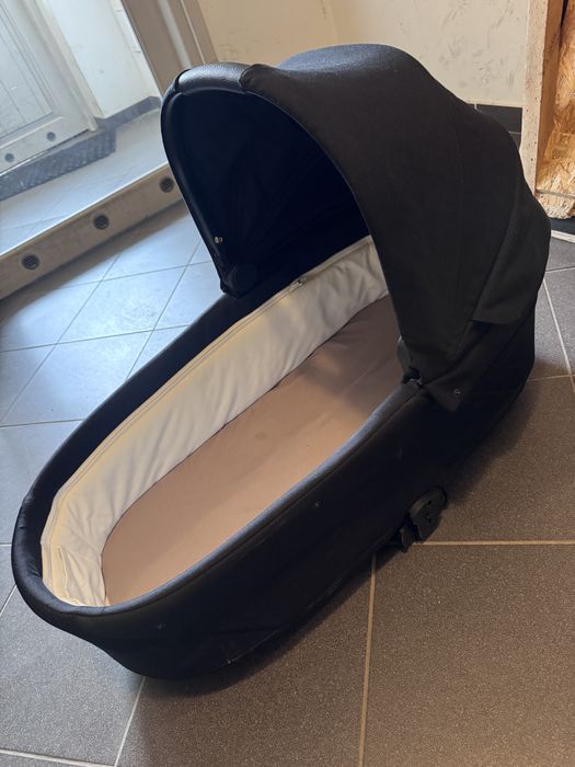 Gondola Cybex Cot S Lux  balios talos  moon black czarna