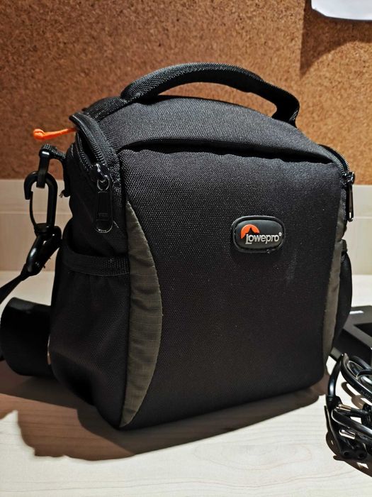 Canon EOS 1300D como nova - somente 7275 disparos + extras