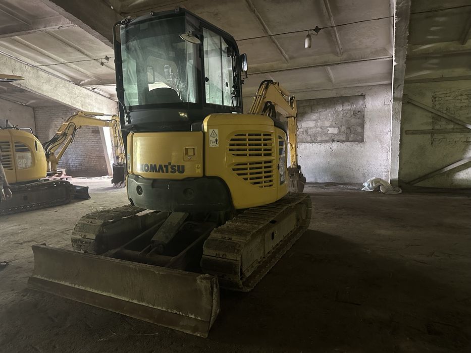 Мініекскаватор Komatsu PC40MR-3N1