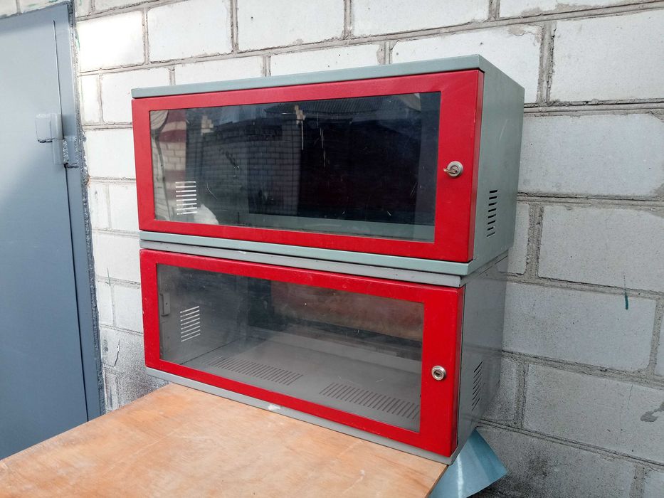 Корпуса пультов.