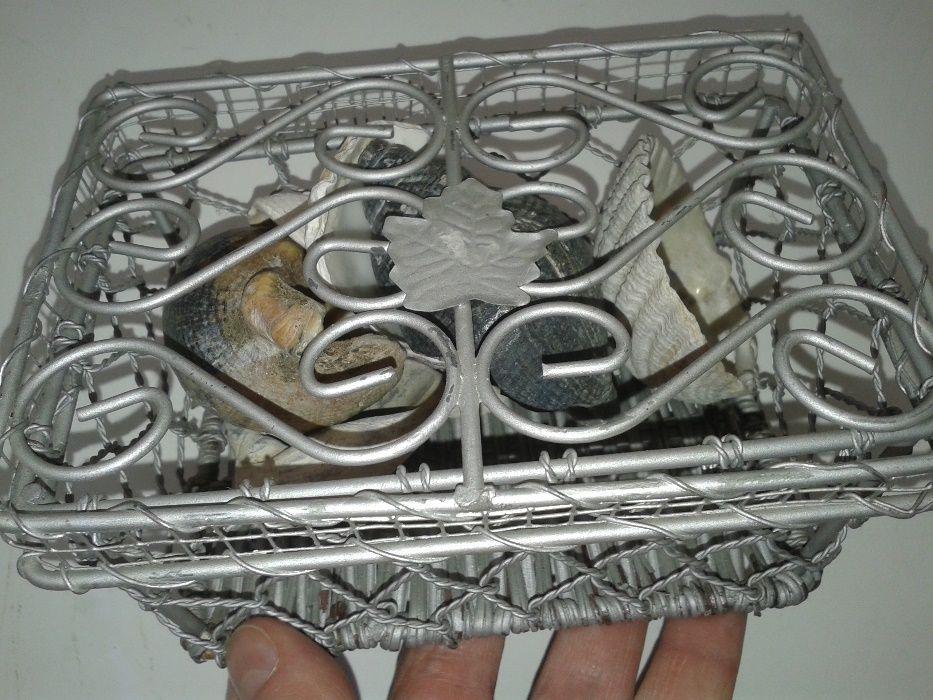 Metalowy kosz, koszyk, metaloplastyka