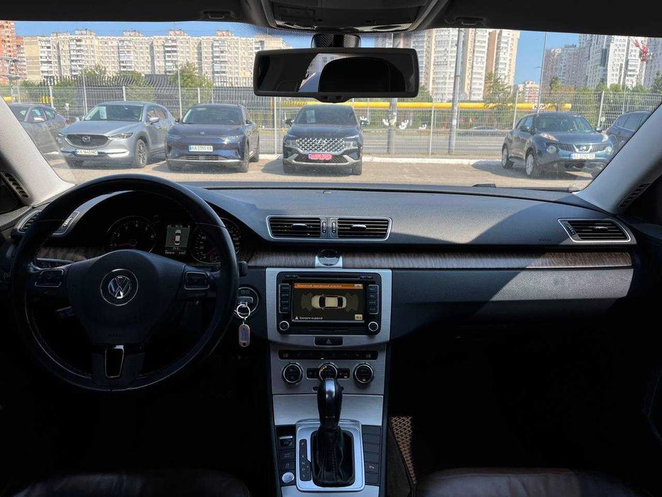 Volkswagen Passat 2012 року 1.8 Бензин АКПП Кредит/Обмін/Лізинг